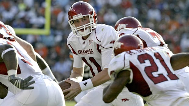 Arkansas Razorbacks quarterback Casey Dick