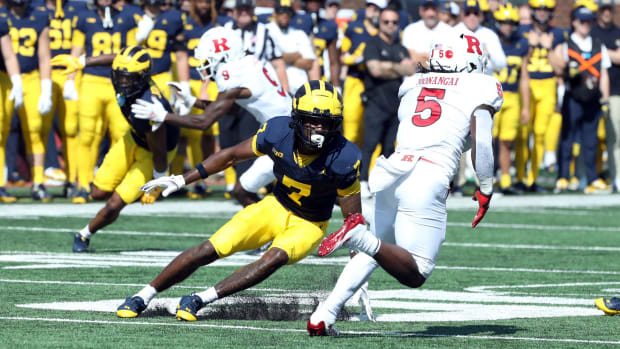 Michigan Wolverines defensive back Makari Paige 