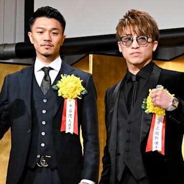 Junto Nakatani (left) and Naoya Inoue (right) during the JBC Annual Boxing Awards ceremony 2024.