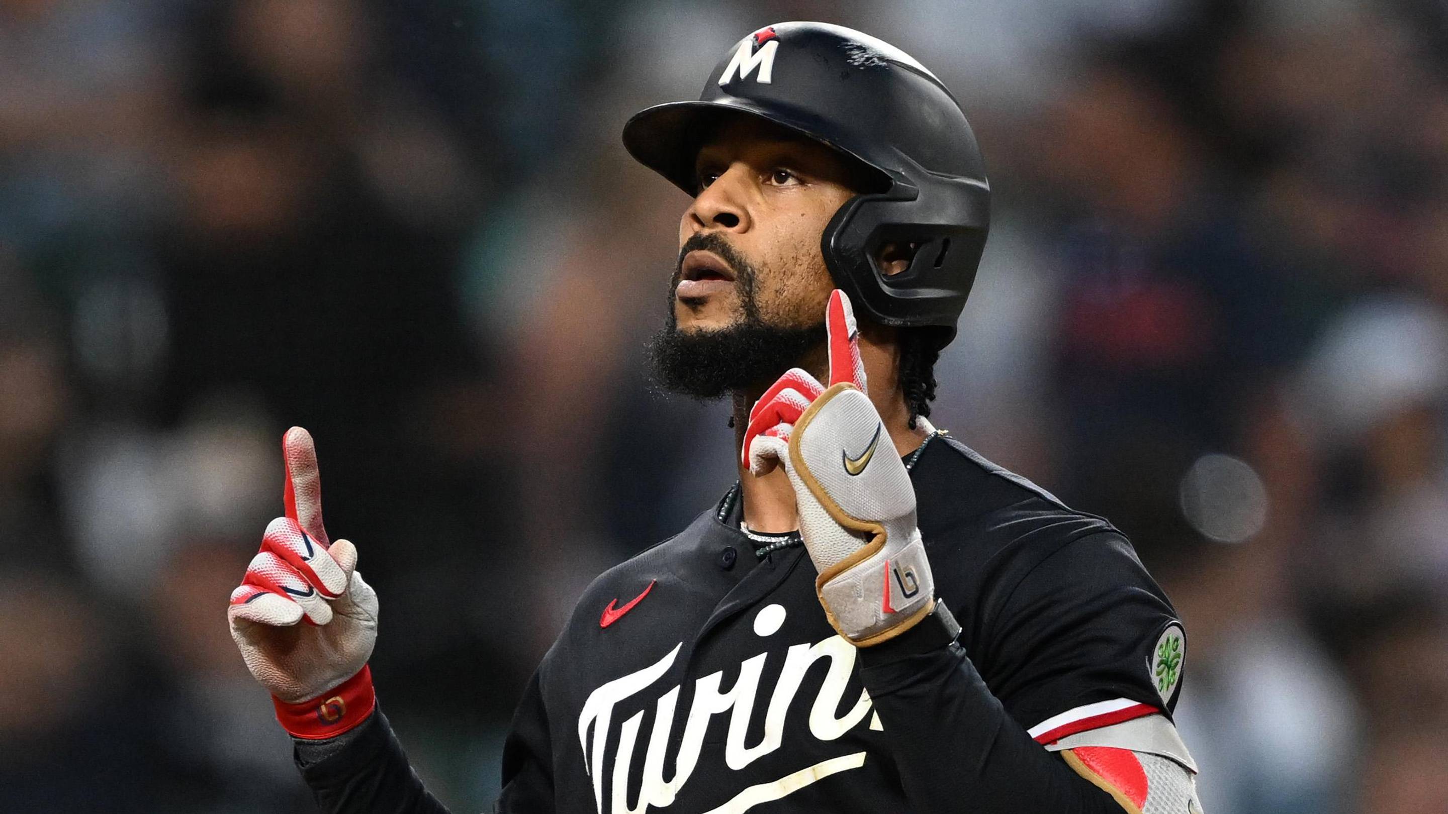 Two Twins Showing Up on Early All-Star Balloting