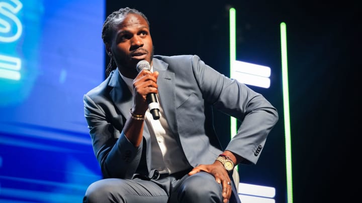 Former Chiefs RB Jamaal Charles has gone in-depth about his mental health struggles. 