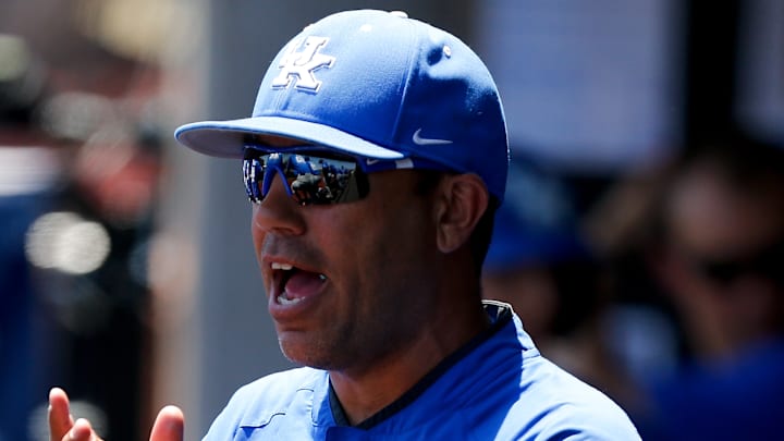 2017 NCAA Division I Men's Baseball Super Regional: Kentucky v Louisville