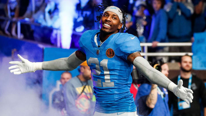 Detroit Lions safety Tracy Walker III (21) is being introduced before the Green Bay Packers game at Ford Field in Detroit on Thursday, Nov. 23, 2023.