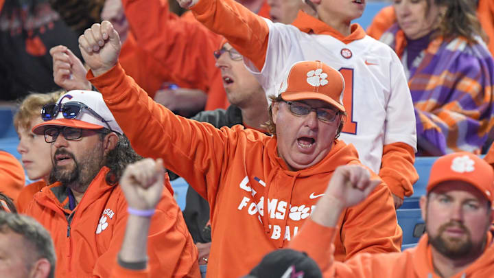 Clemson fans cheer 