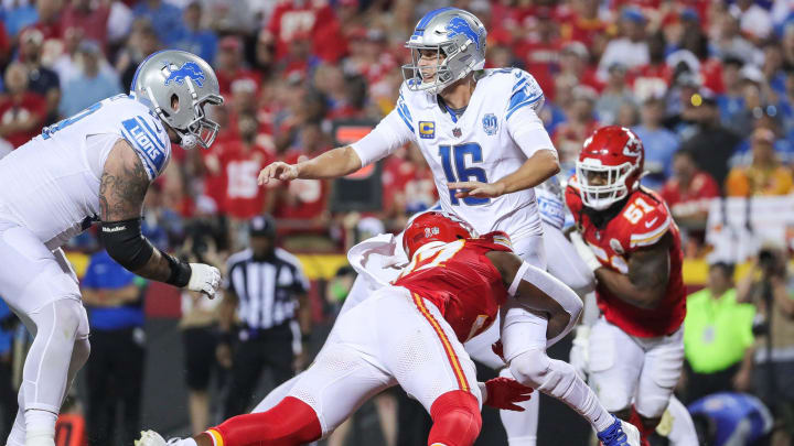 Detroit Lions quarterback Jared Goff makes a pass against the Chiefs 