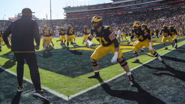 Michigan players warm up ahead of the Rose Bowl