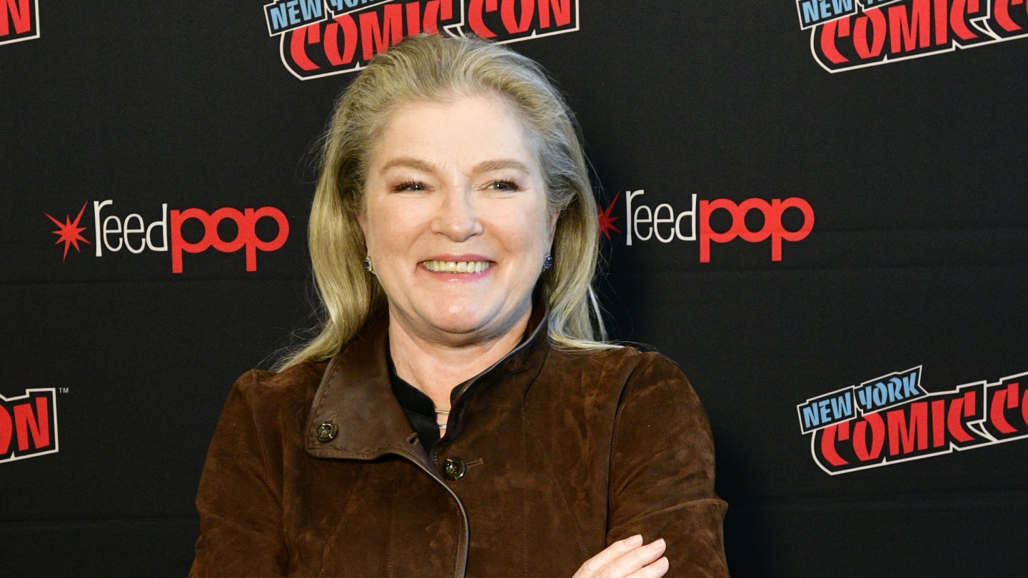 Kate Mulgrew asks fans if they will campaign for a season three for Star Trek: Prodigy