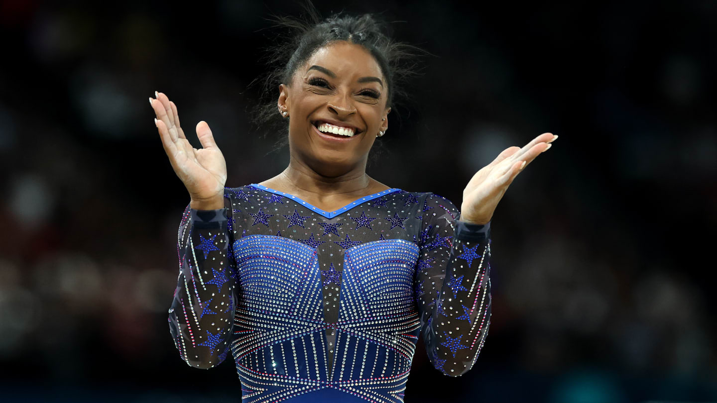 Simone Biles - cover