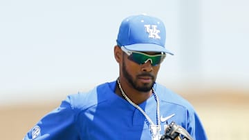 2017 NCAA Division I Men's Baseball Super Regional: Kentucky v Louisville