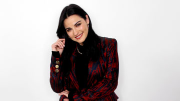 Maite Perroni ​saltó a la fama en 2004 con su personaje como "Lupita Fernández" en la telenovela juvenil mexicana Rebelde