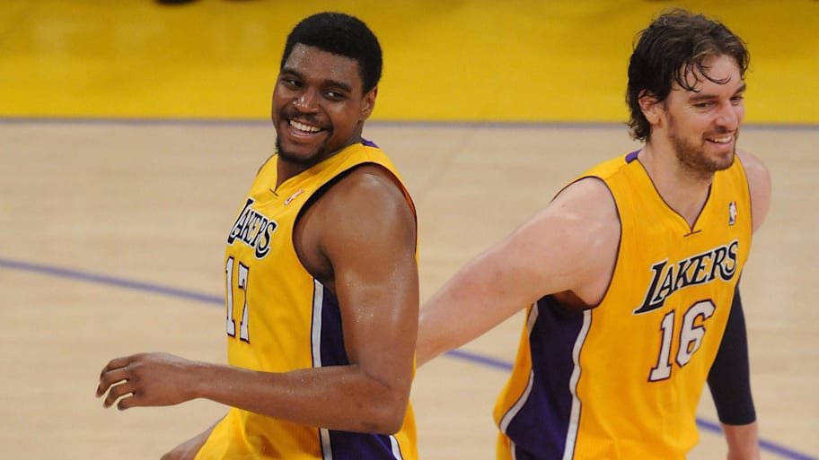 Andrew Bynum (left) is the youngest player to play in an NBA game, doing so just six days after his 18th birthday.  | Jayne Kamin-Oncea-Imagn Images
