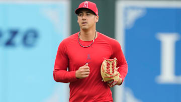 Los Angeles Angels v Baltimore Orioles