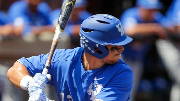 2017 NCAA Division I Men's Baseball Super Regional: Kentucky v Louisville