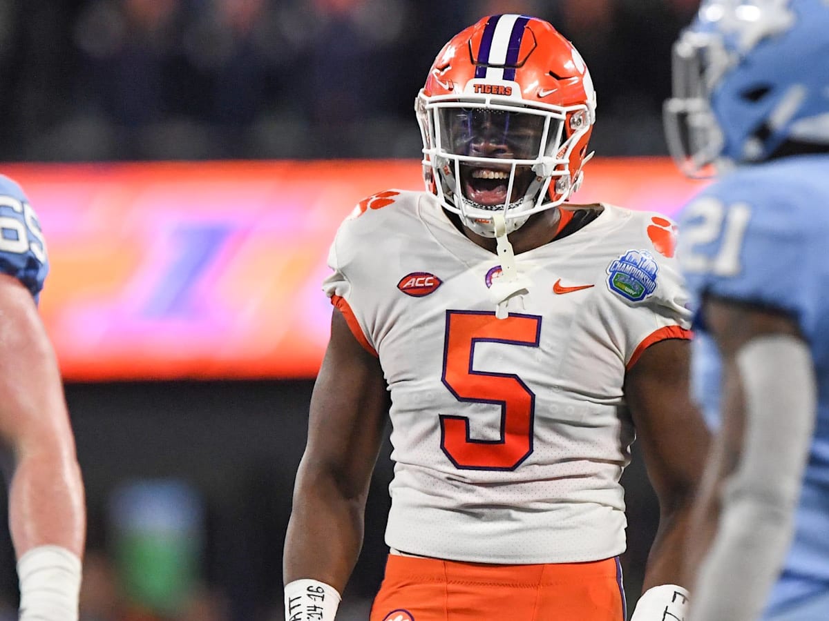 Browns Make Intriguing Roster Addition to Begin Training Camp