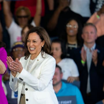 Michigan Gov. Gretchen Whitmer, left, stands with U.S. Vice President and democratic candidate for U.S. president Kamala Harris during a campaign stop in Romulus on Wednesday, Aug. 7, 2024.