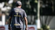 Equipe de Fábio Carille foi a campo nesta terça-feira