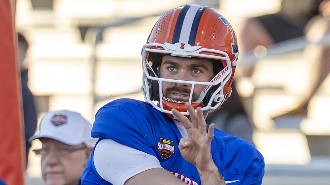 Jan 28, 2026; Mobile, AL, USA; American Team quarterback Luke Altmyer (9) of Illinois throws during American Senior Bowl practice at Hancock Whitney Stadium. Mandatory Credit: Vasha Hunt-Imagn Images