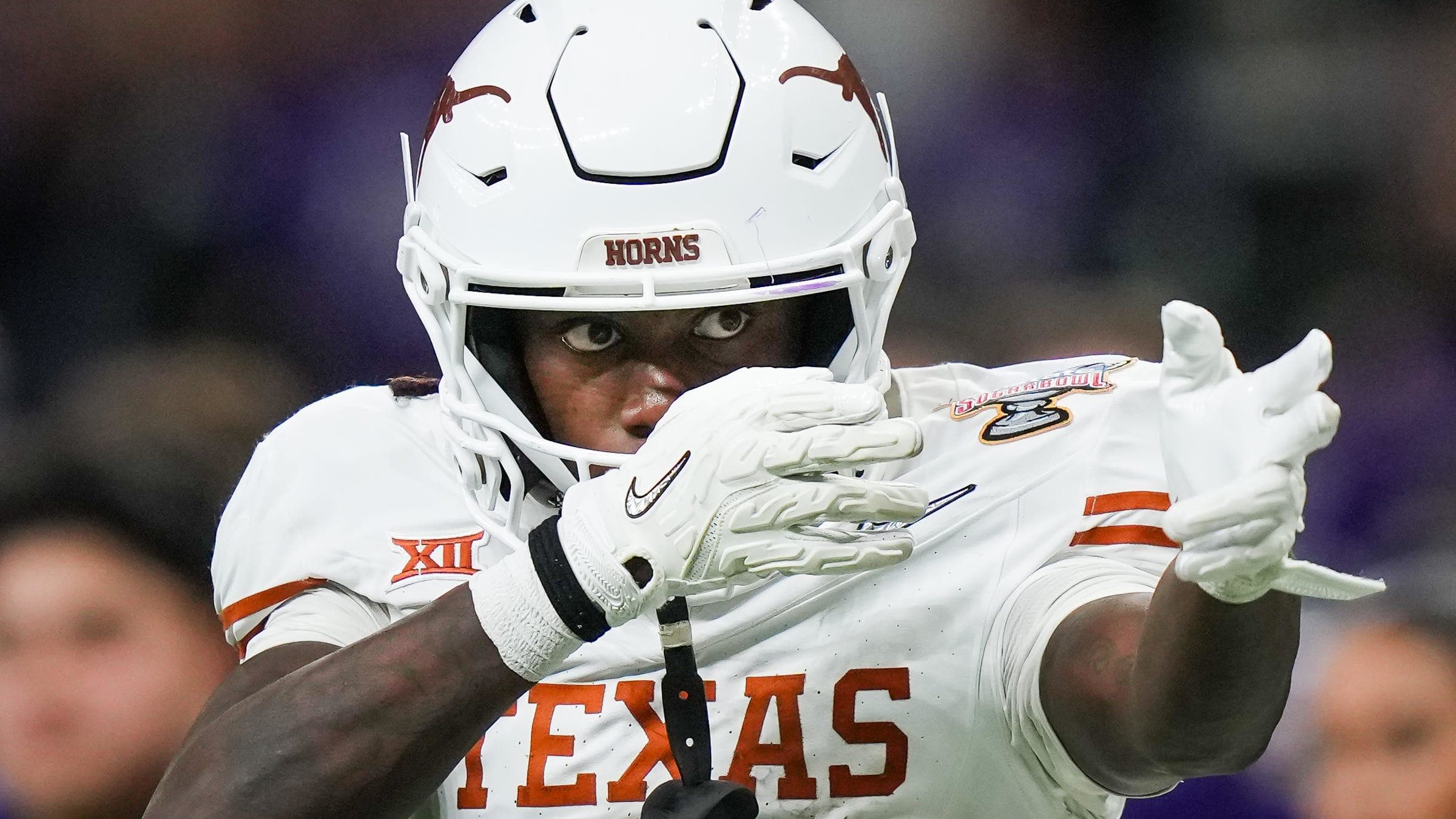 Kansas City Chiefs Trade Up, Select Texas WR Xavier Worthy at No. 28 Overall in 2024 NFL Draft