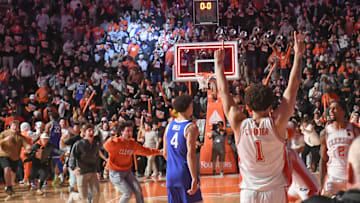 Dec 3, 2024; Clemson, South Carolina, USA; Clemson celebrates a 70-66 win over Kentucky at Littlejohn Coliseum.
  Mandatory Credit: Ken Ruinard/USA TODAY Network via Imagn Images