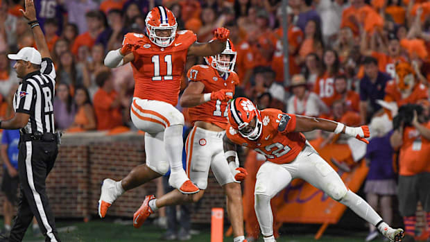 Predicting college football's conference champions in 2025
