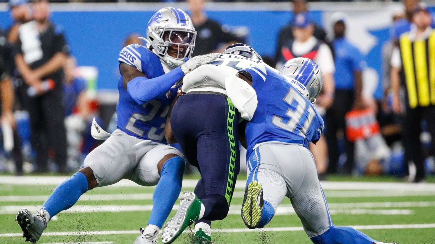 Detroit Lions' Secondary Struggles Due to Communication Breakdowns