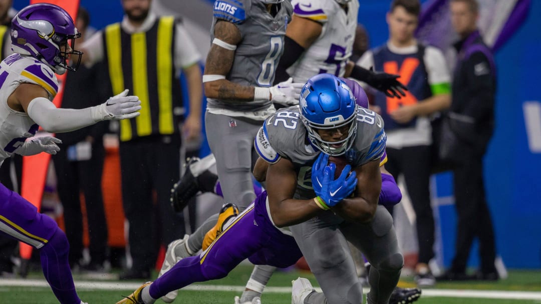 Detroit Lions tight end James Mitchell catches a pass against the Minnesota Vikings at Ford Field in Detroit on Sunday, Jan. 7, 2024.