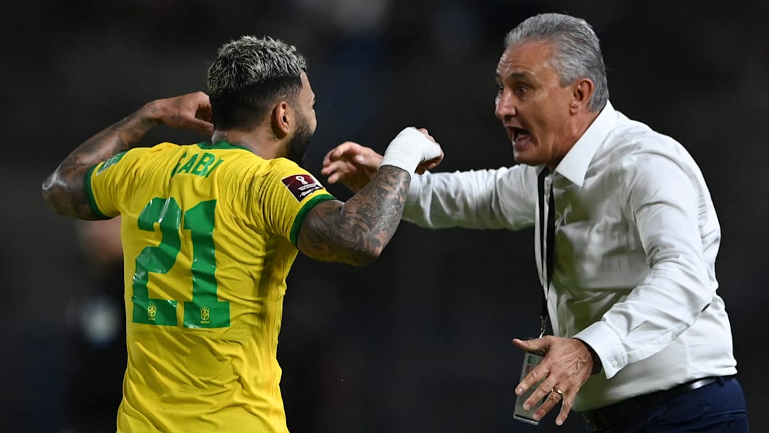 Gabigol, do Cruzeiro, e Tite trabalharam juntos na Seleção Brasileira e Flamengo Gabigol, do Cruzeiro, e Tite trabalharam juntos na Seleção Brasileira e Flamengo