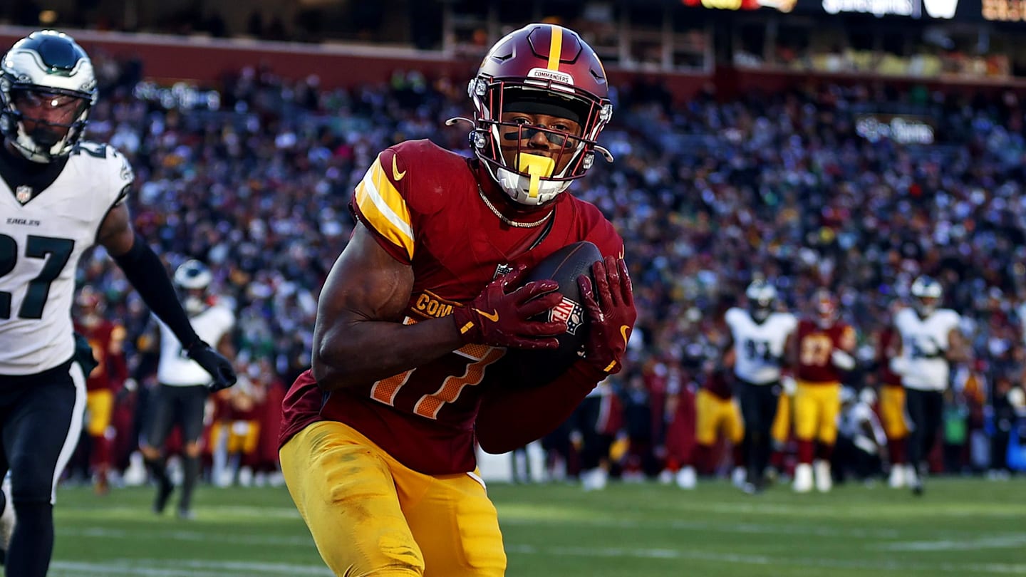 Patriots Weigh Trades, Free Agent Moves for WR Depth Amid Injury Concerns