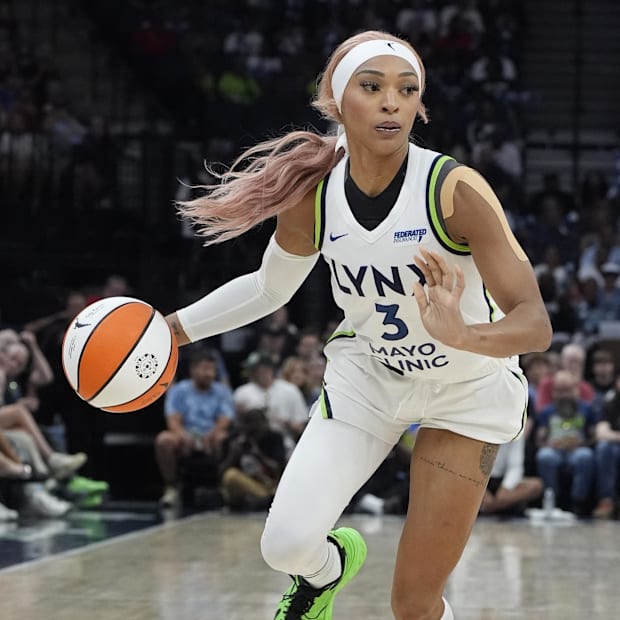 Minnesota Lynx guard DiJonai Carrington (3) brings