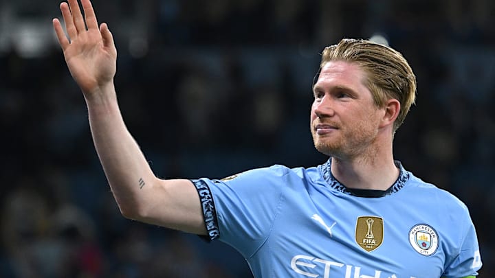 Kevin De Bruyne im City-Trikot. In der kommenden Saison könnte er erneut in hellblau spielen. Kevin De Bruyne im City-Trikot. In der kommenden Saison könnte er erneut in hellblau spielen.