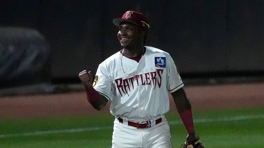 Wisconsin Timber Rattlers Luis Pena 