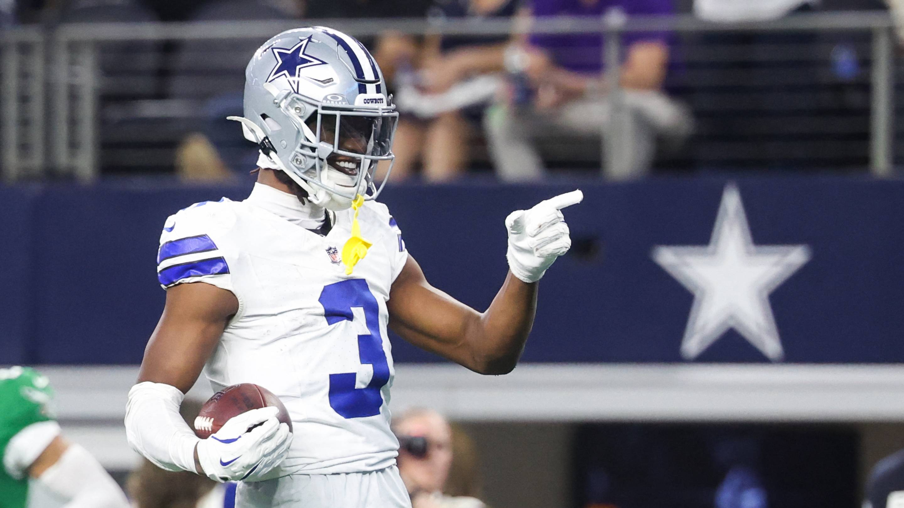Why the Cowboys are right to not give George Pickens a long-term deal just yet