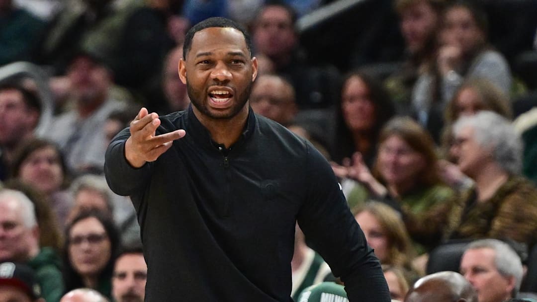 Apr 10, 2025; Milwaukee, Wisconsin, USA; New Orleans Pelicans head coach Willie Green reacts in the second quarter against the Milwaukee Bucks at Fiserv Forum. Mandatory Credit: Benny Sieu-Imagn Images