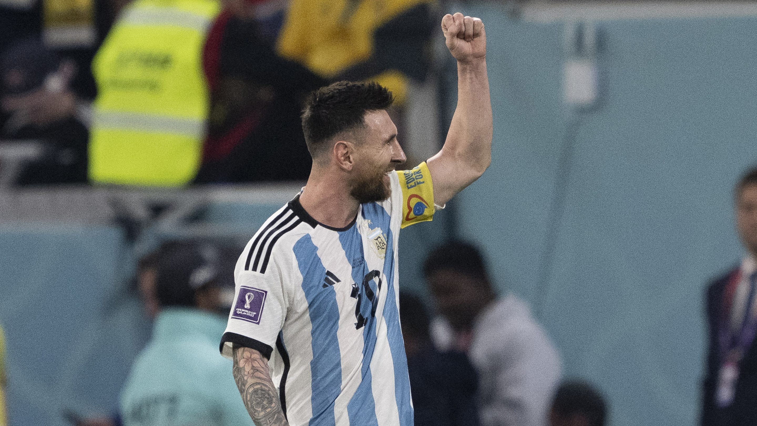 Twitter reacts as Messi drags Argentina into World Cup quarter-finals