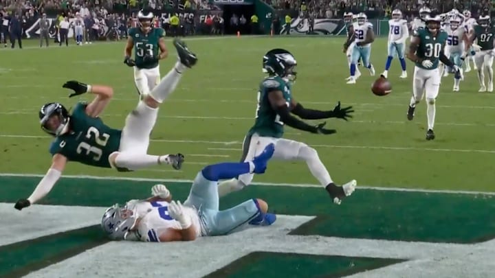 Reed Blankenship tried to avoid Jake Ferguson but ended up getting penalized. 