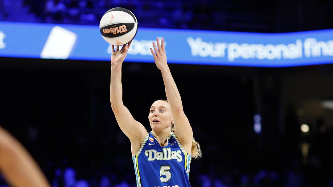 Dallas Wings guard Paige Bueckers (5