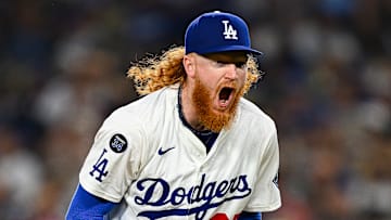 Chicago White Sox v Los Angeles Dodgers