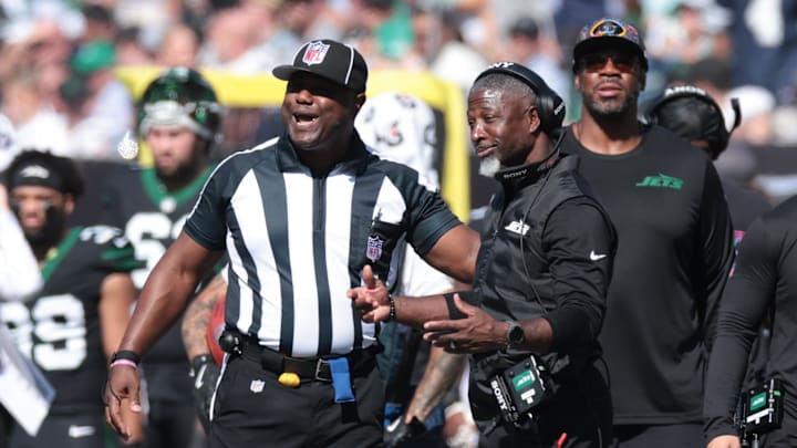 New York Jets head coach Aaron Glenn's defense has made the wrong kind of NFL history.