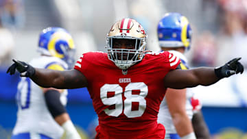San Francisco 49ers defensive tackle Javon Hargrave (98)