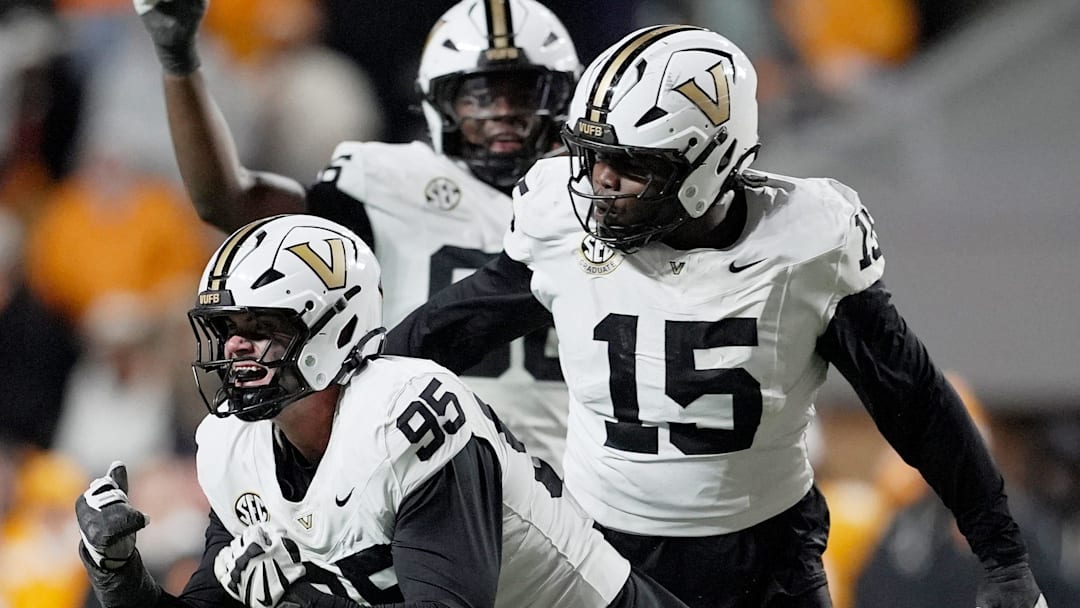 Vanderbilt defensive lineman Linus Zunk (95) celebrates after sacking Tennessee quarterback Joey Aguilar (6) during the fourth quarter at Neyland Stadium in Knoxville, Tenn., Saturday, Nov. 29, 2025. Vanderbilt defensive lineman Linus Zunk (95) celebrates after sacking Tennessee quarterback Joey Aguilar (6) during the fourth quarter at Neyland Stadium in Knoxville, Tenn., Saturday, Nov. 29, 2025.