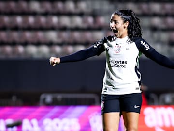 Corinthians bate o Bahia e vai às semis do Brasileirão Feminino 