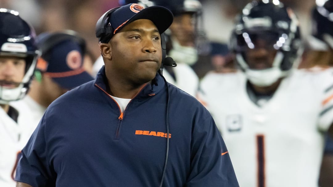 Chicago Bears special teams coordinator Richard Hightower against the Arizona Cardinals at State Farm Stadium.