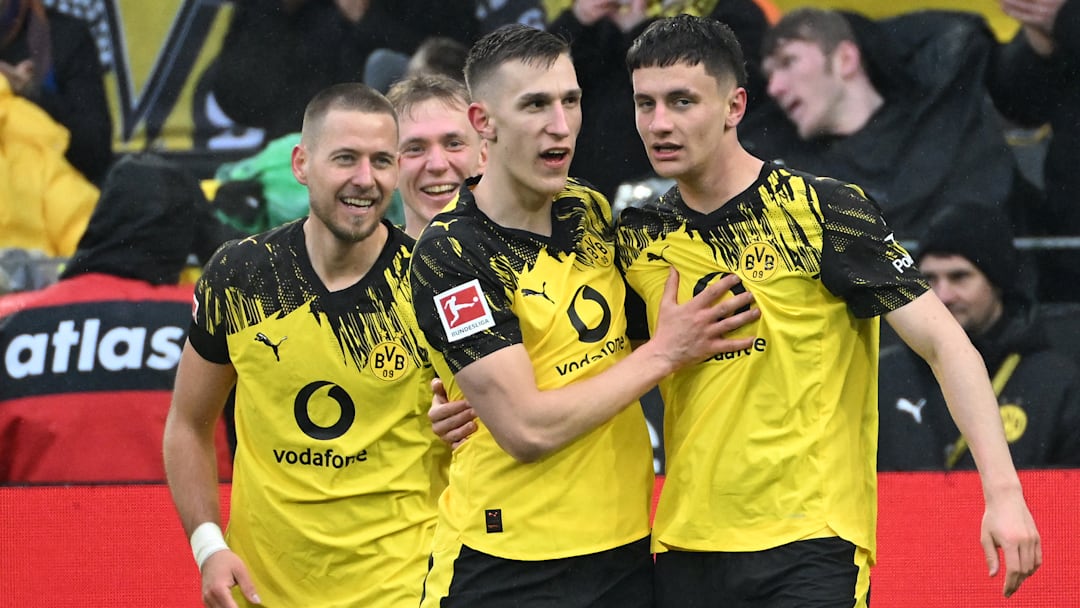 FBL-GER-BUNDESLIGA-DORTMUND-AUGSBURG