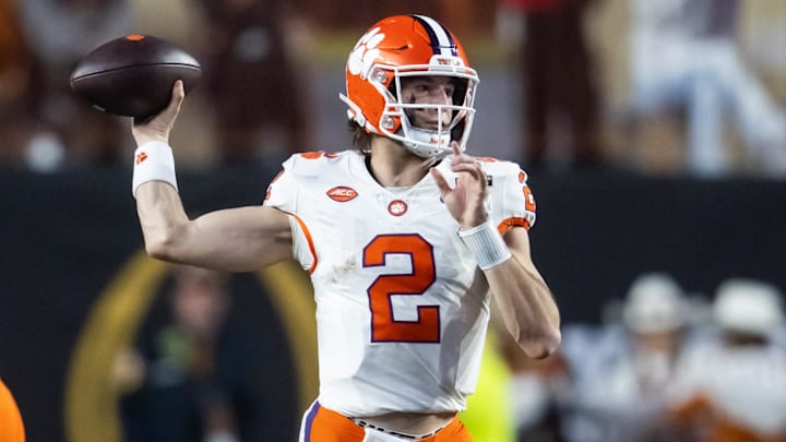 All-American candidates Cade Klubnik, Nick Singleton among Rhoback's latest NIL class
