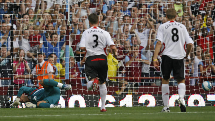 CORRECTION DATELINE Pepe Reina (L) of Li