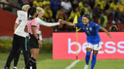 O Brasil busca a vitória para assumir a liderança do grupo F