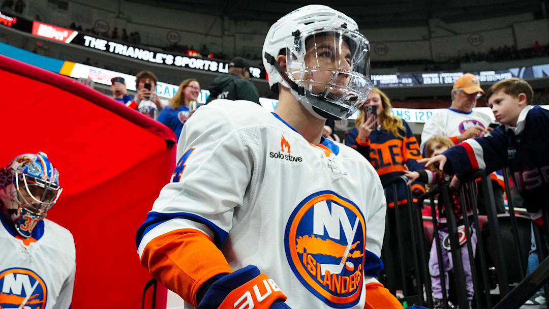 New York Islanders center Jean-Gabriel Pageau (44) goes out onto the ice for the warmups