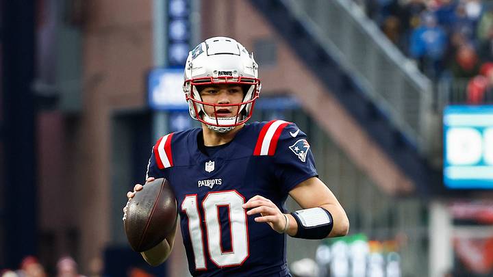 Los Angeles Chargers v New England Patriots