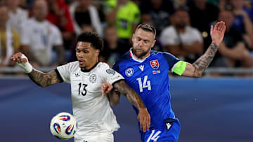 Collins fragwürdig als Rechtsverteidiger