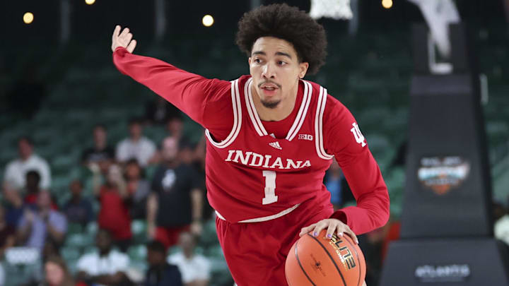 Indiana guard Myles Rice (1) dribbles against Louisville during the Battle 4 Atlantis. Indiana guard Myles Rice (1) dribbles against Louisville during the Battle 4 Atlantis.